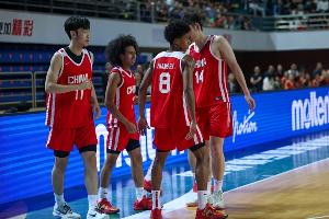这怎么打中国U19对阵法国前场板7-24 一波5连败&amp;篮板均处下风